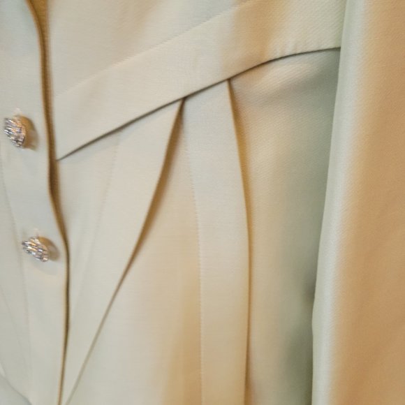 NWT-Sunny Choi skirt suit - Picture 2 of 16